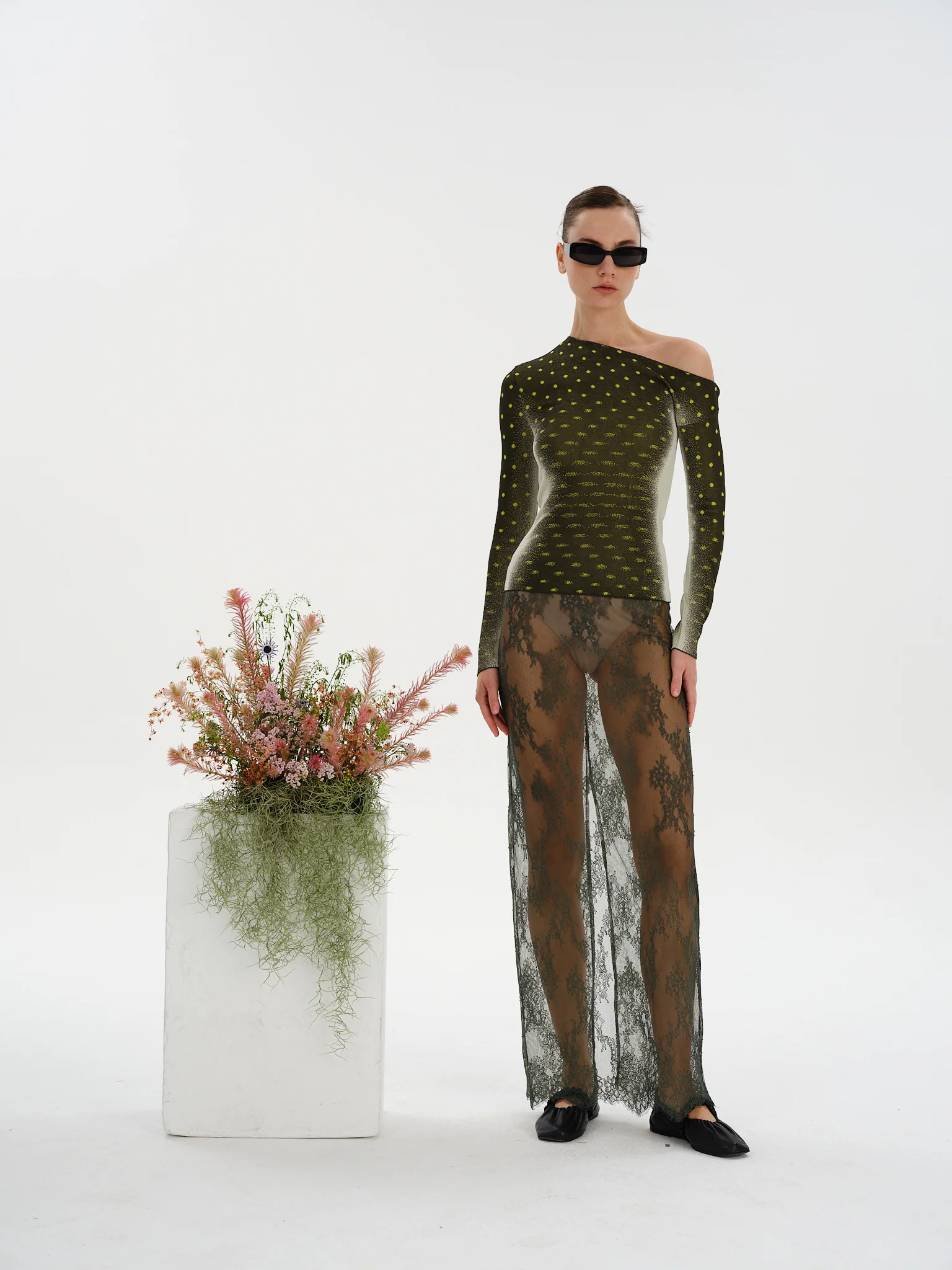 ALLISON LACE LONG SKIRT - Image 2