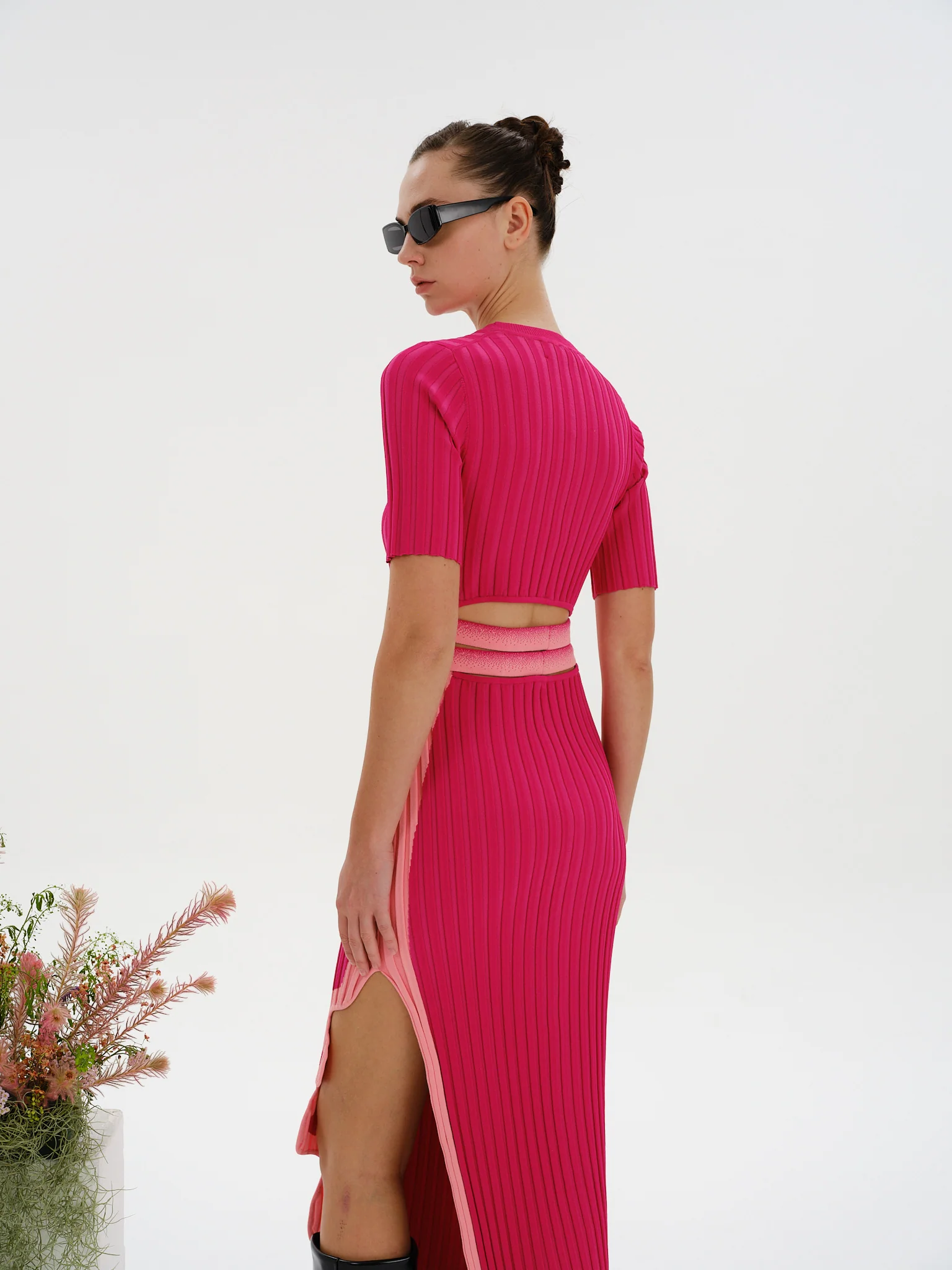 JODIE PLEATED DRESS WITH WAVY SIDE SLIT - Image 3
